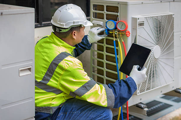 Professional Ac Installation technician working in Justin, TX